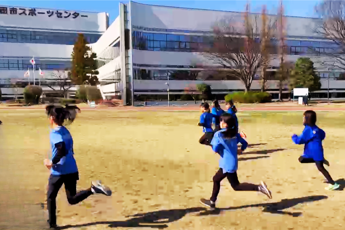 芝生ランニング